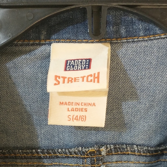 Faded Glory Blue Denim Jacket size S (4-6) P2P=18" Shoulder 2 Hem=24" - Picture 5 of 6
